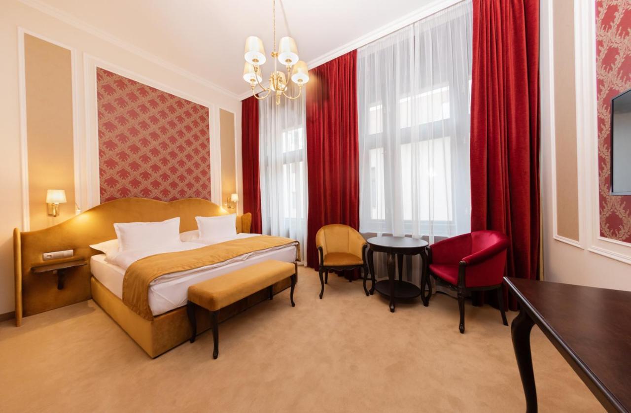 Boutique Hotel Gaia Kecskemét Exterior foto